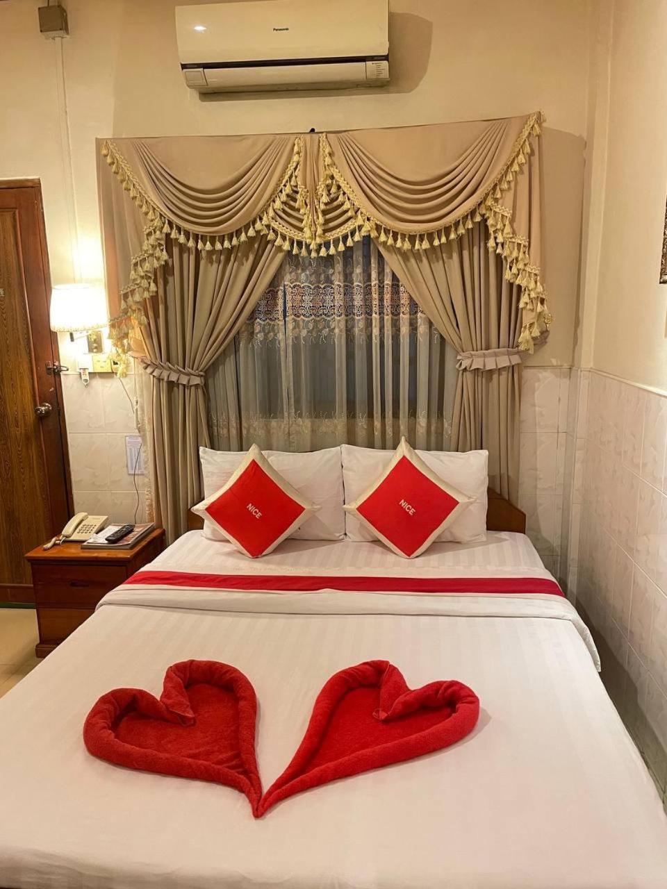 Nice Guesthouse Phnom Penh Esterno foto